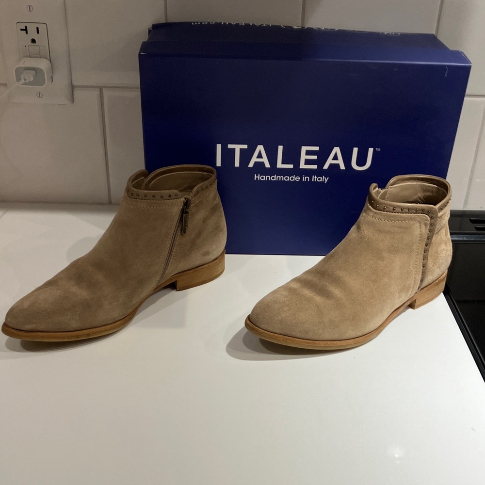 “Italeau” Miralda Tortora” Beige Ankle Boots Size 7